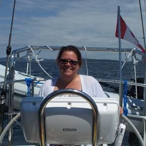 Meet your Posher, Debbie